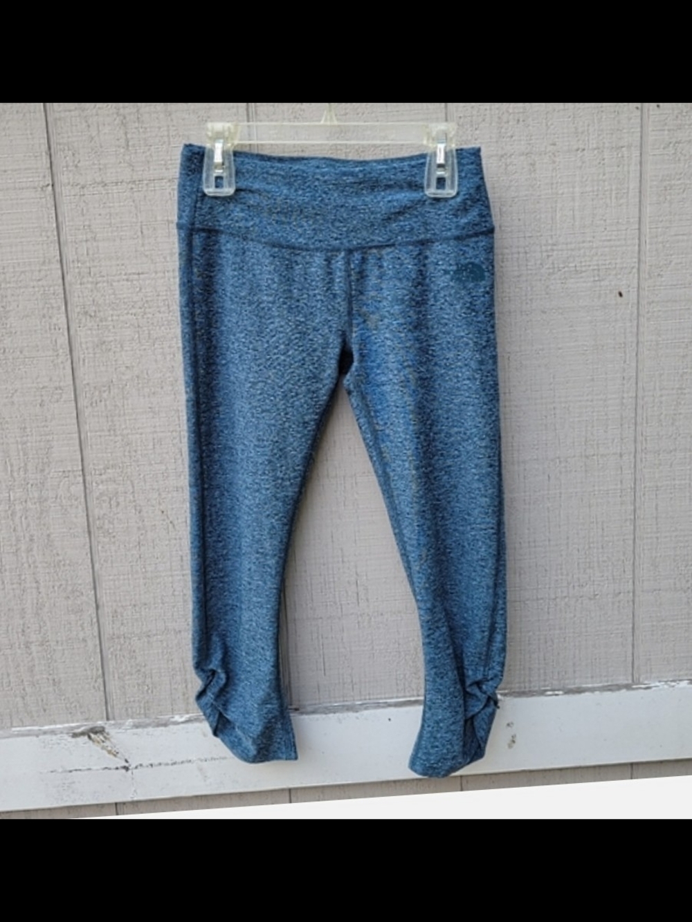 LIKE NEW North Face Heathered Blue Motivation Ruched Crop Cropped Leggings XS